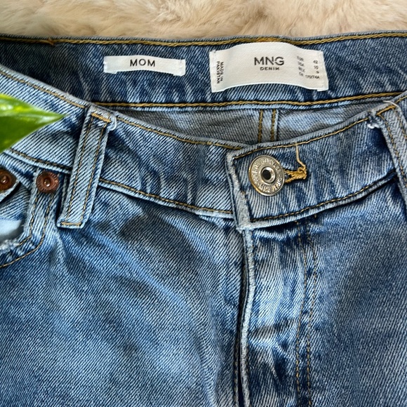 MNG Mom Jeans - Picture 4 of 5